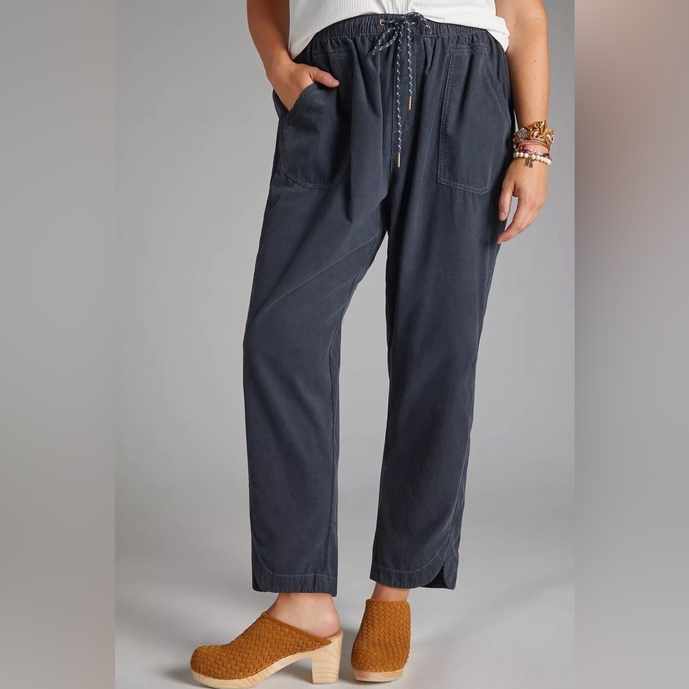 Anthropologie Pilcro The Cottage Corduroy Pants Size XS Navy Blue        L10